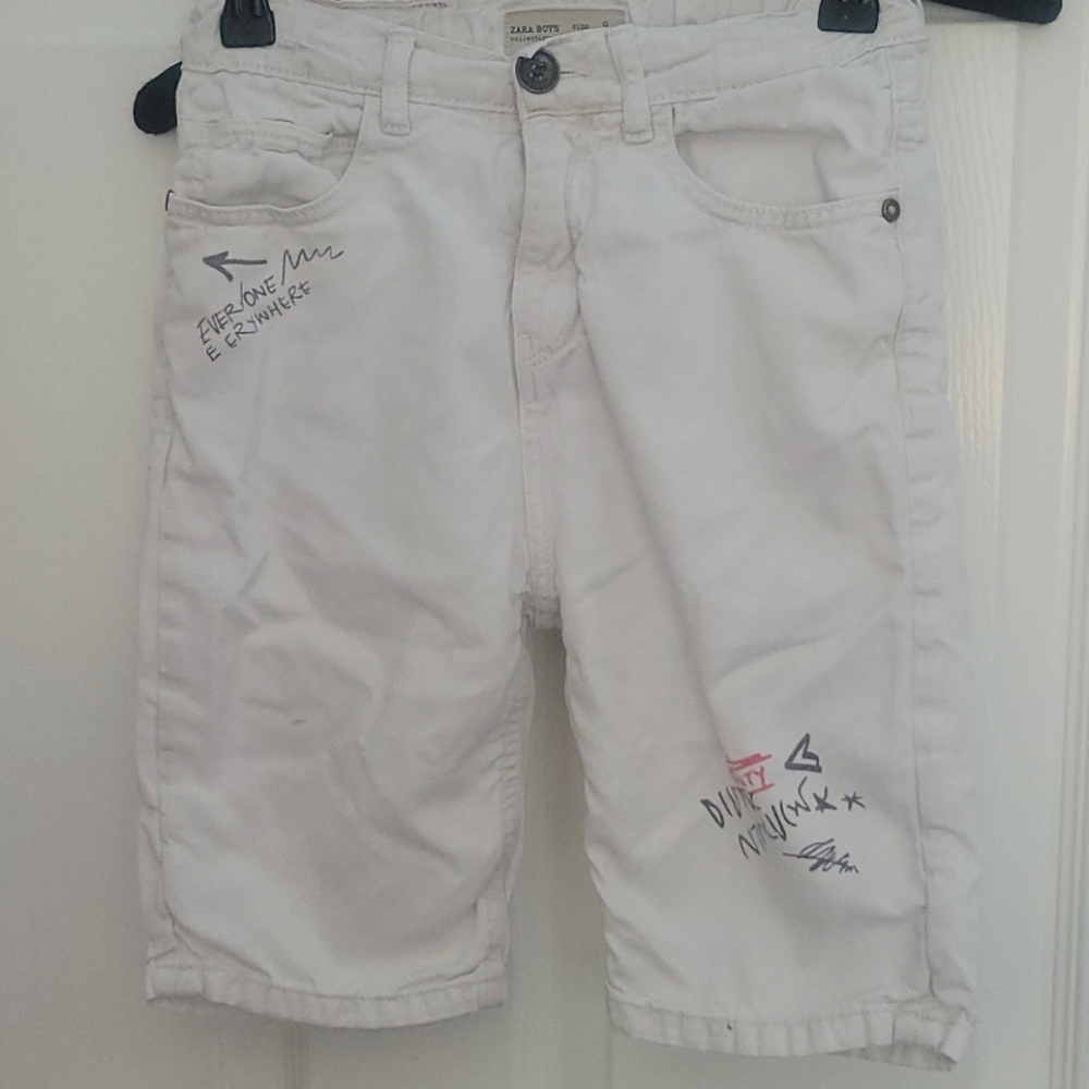 Zara White Denim Graffiti Shorts Boys 9